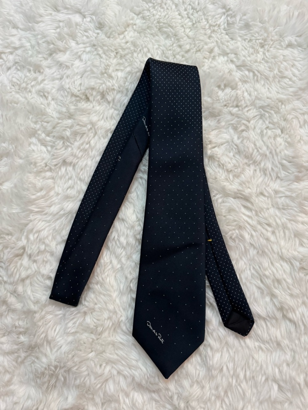 Oscar de la Renta Navy Tie with White Microdots - Picture 1 of 8